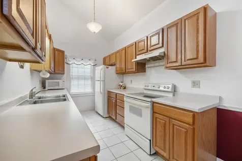 71 Farragut Way Kennebunk ME 04043