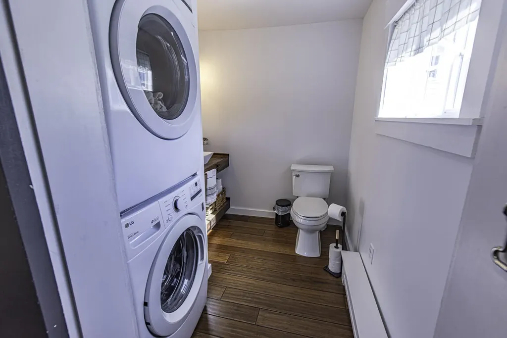 9 Vine Street Bangor ME 04401