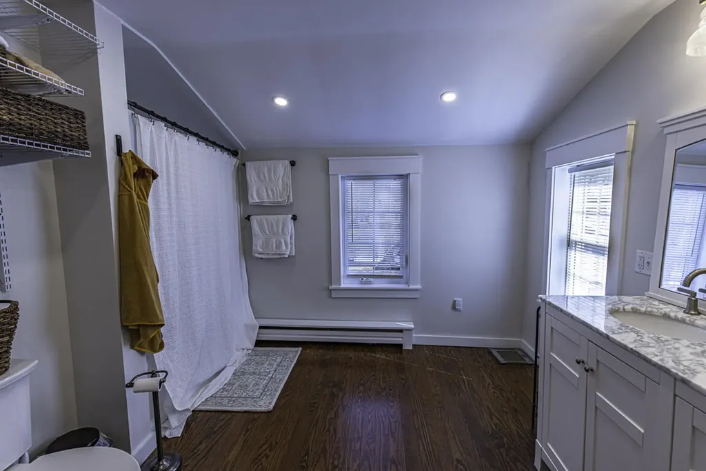 9 Vine Street Bangor ME 04401
