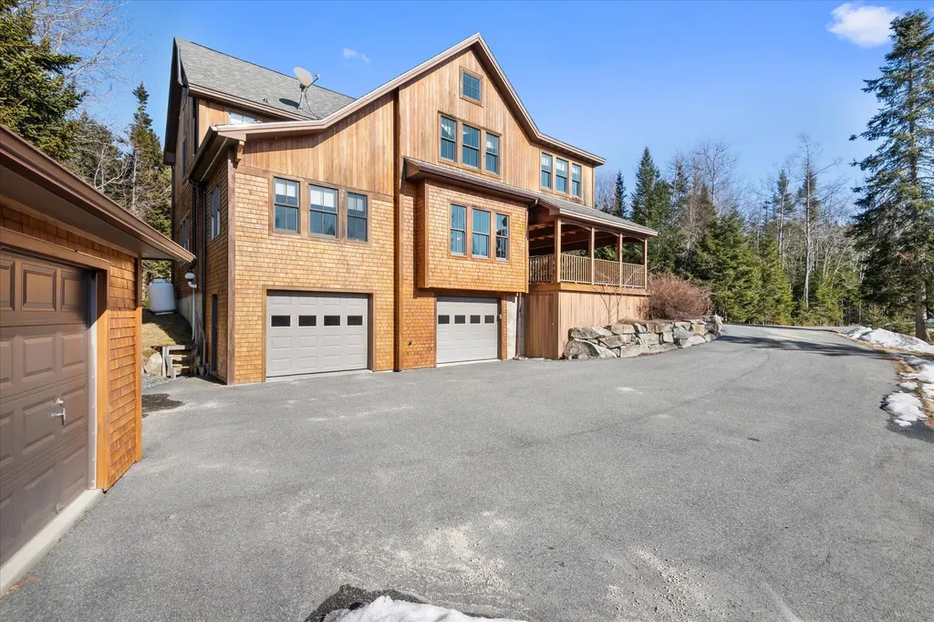 41 Mcheard Stream Lane Blue Hill ME 04614