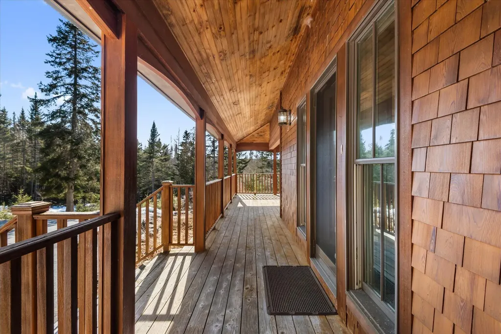 41 Mcheard Stream Lane Blue Hill ME 04614