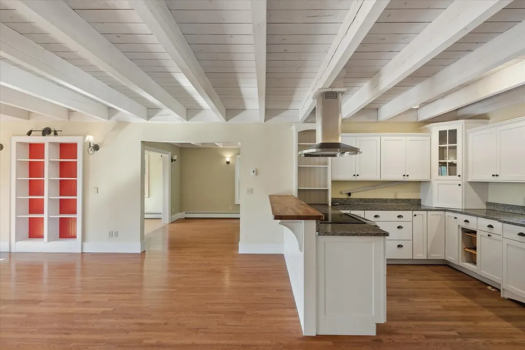 41 Mcheard Stream Lane Blue Hill ME 04614