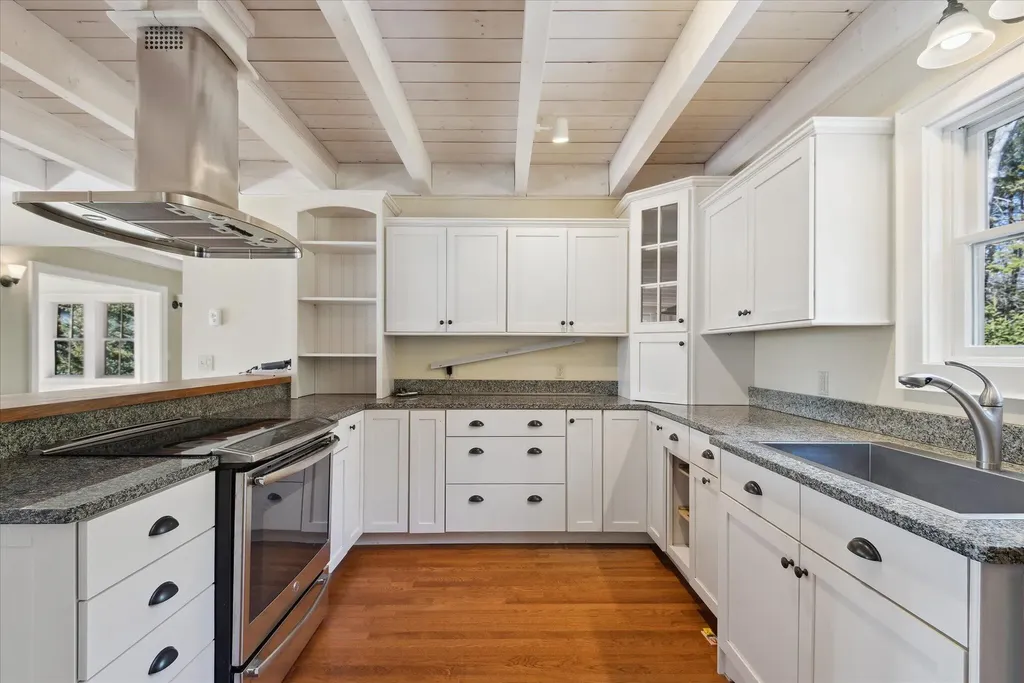 41 Mcheard Stream Lane Blue Hill ME 04614