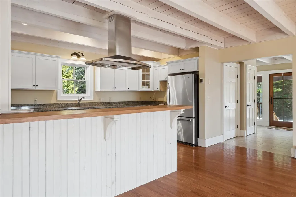 41 Mcheard Stream Lane Blue Hill ME 04614