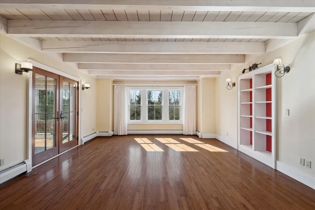 41 Mcheard Stream Lane Blue Hill ME 04614