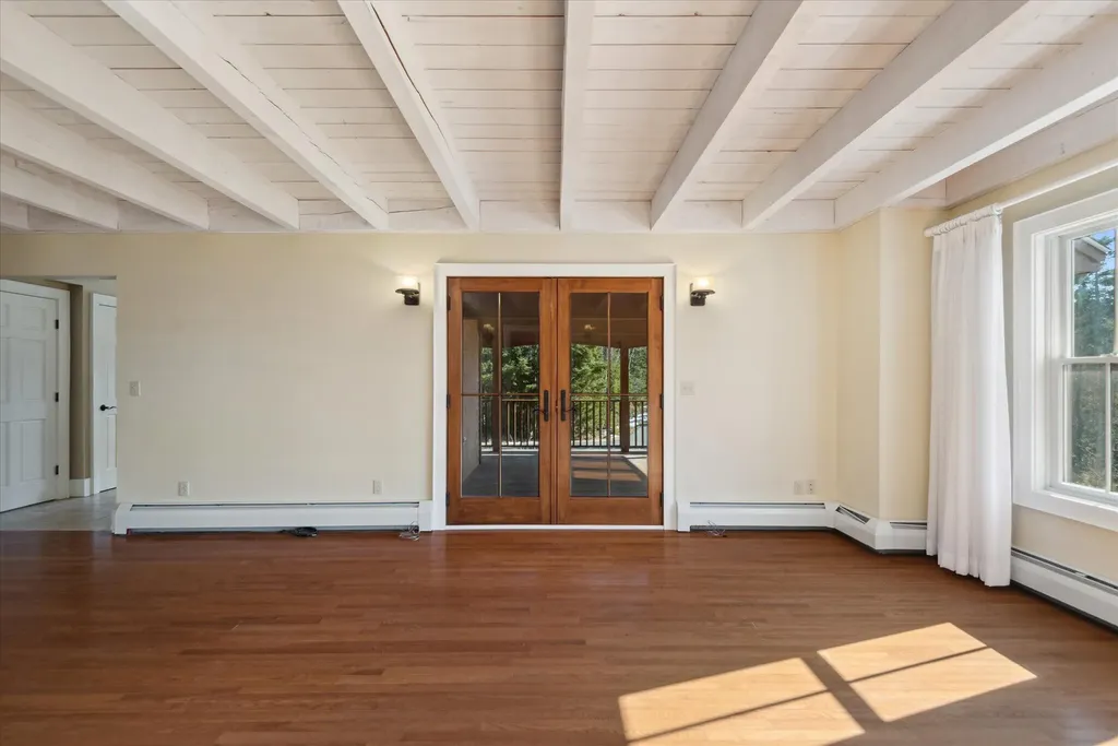 41 Mcheard Stream Lane Blue Hill ME 04614
