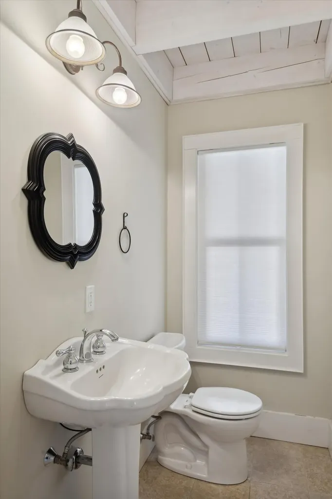 41 Mcheard Stream Lane Blue Hill ME 04614