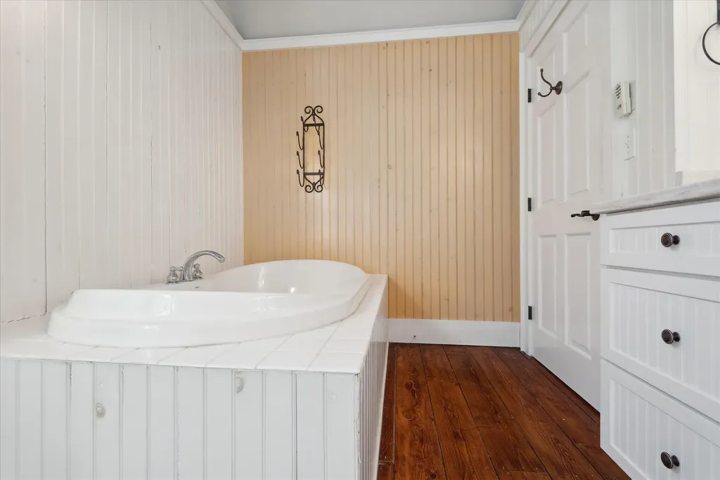 41 Mcheard Stream Lane Blue Hill ME 04614