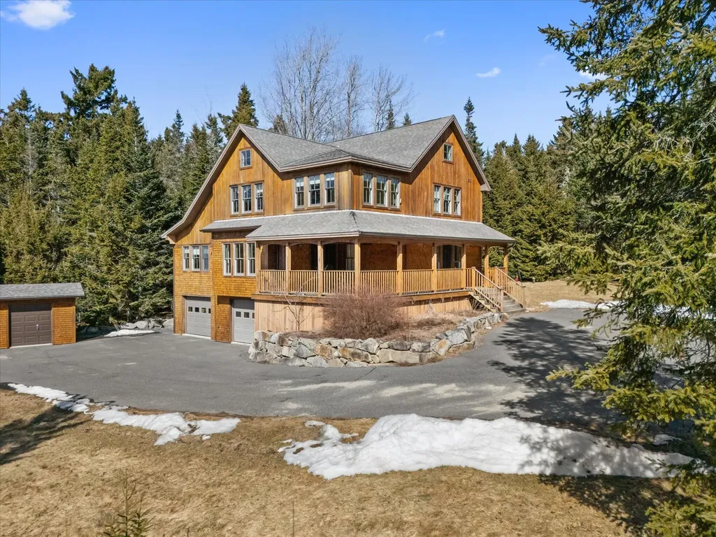 41 Mcheard Stream Lane Blue Hill ME 04614