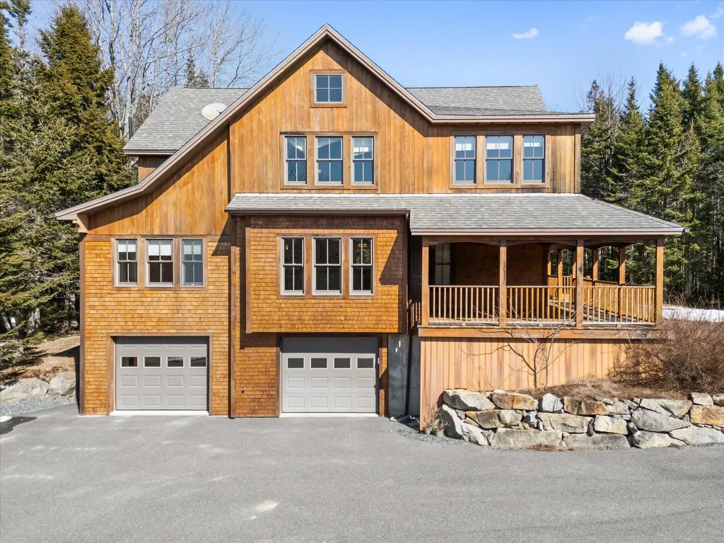 41 Mcheard Stream Lane Blue Hill ME 04614