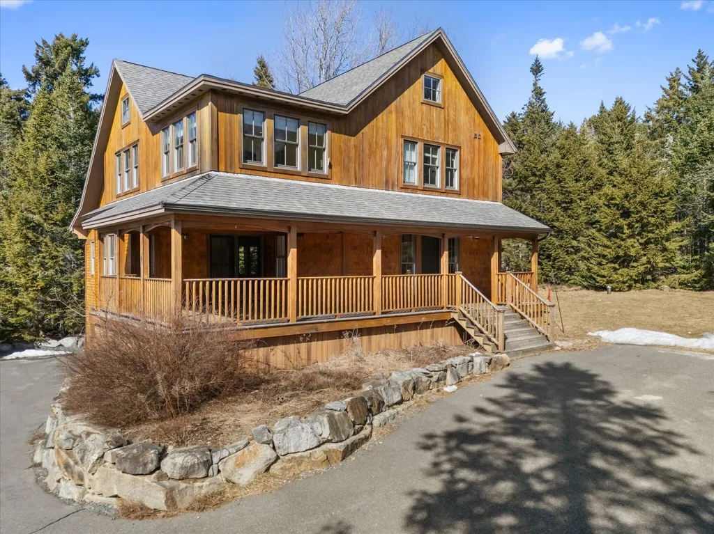 41 Mcheard Stream Lane Blue Hill ME 04614