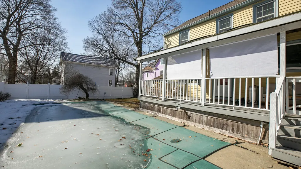 230 Essex Street Bangor ME 04401