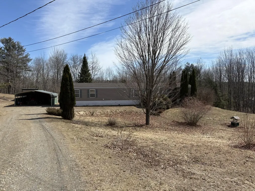 741 Ridge Road Windsor ME 04363