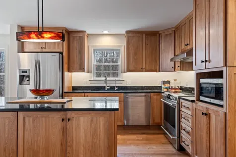 19 Granite Point Road Biddeford ME 04005
