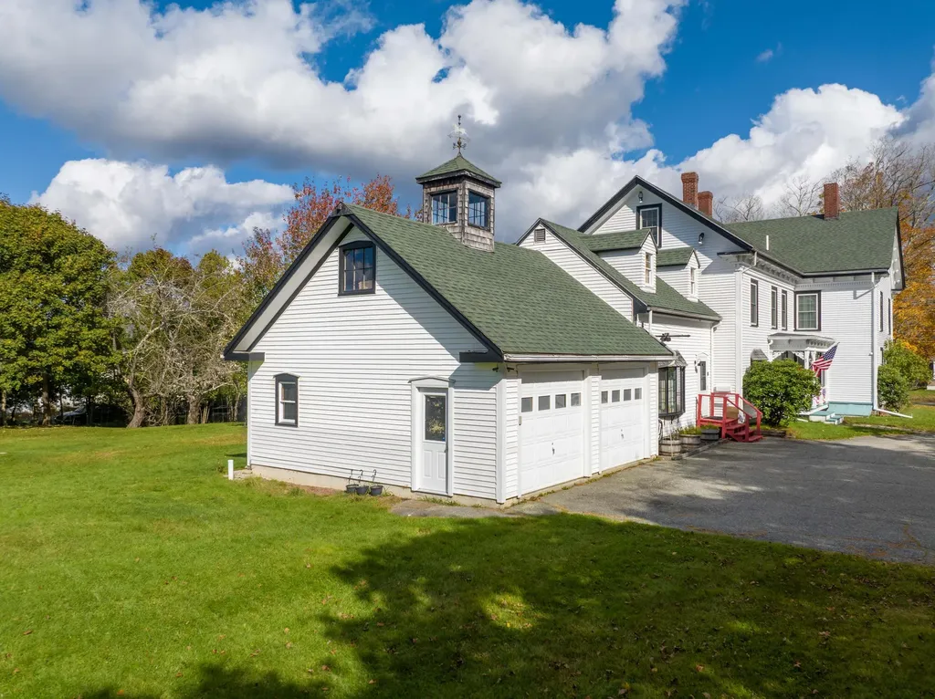 44 Broadway Street Machias ME 04654