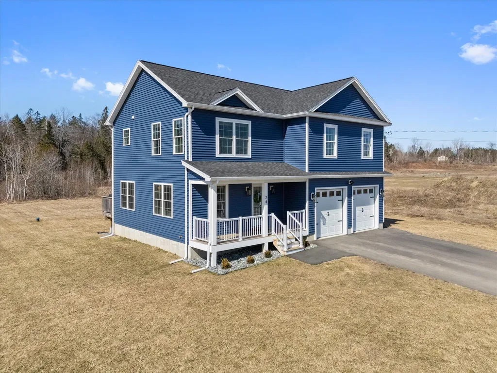 24 Boxwood Lane Hermon ME 04401