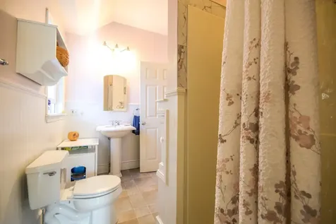 10 Braeburn Road Portland ME 04103