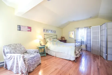 10 Braeburn Road Portland ME 04103