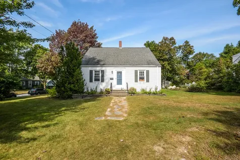10 Braeburn Road Portland ME 04103