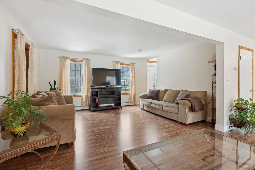 18 Marshall Valley Road Windham ME 04062