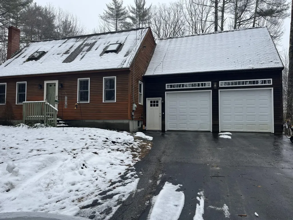 19 Pipeline Road Windham ME 04062
