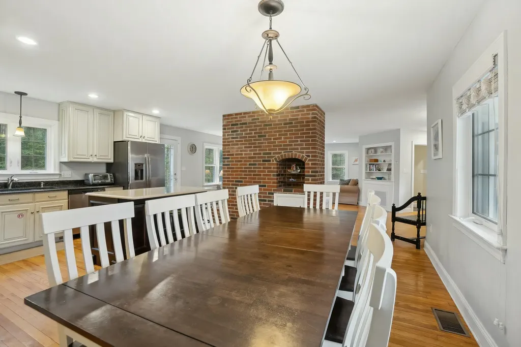 45 Beach Avenue Kennebunk ME 04043