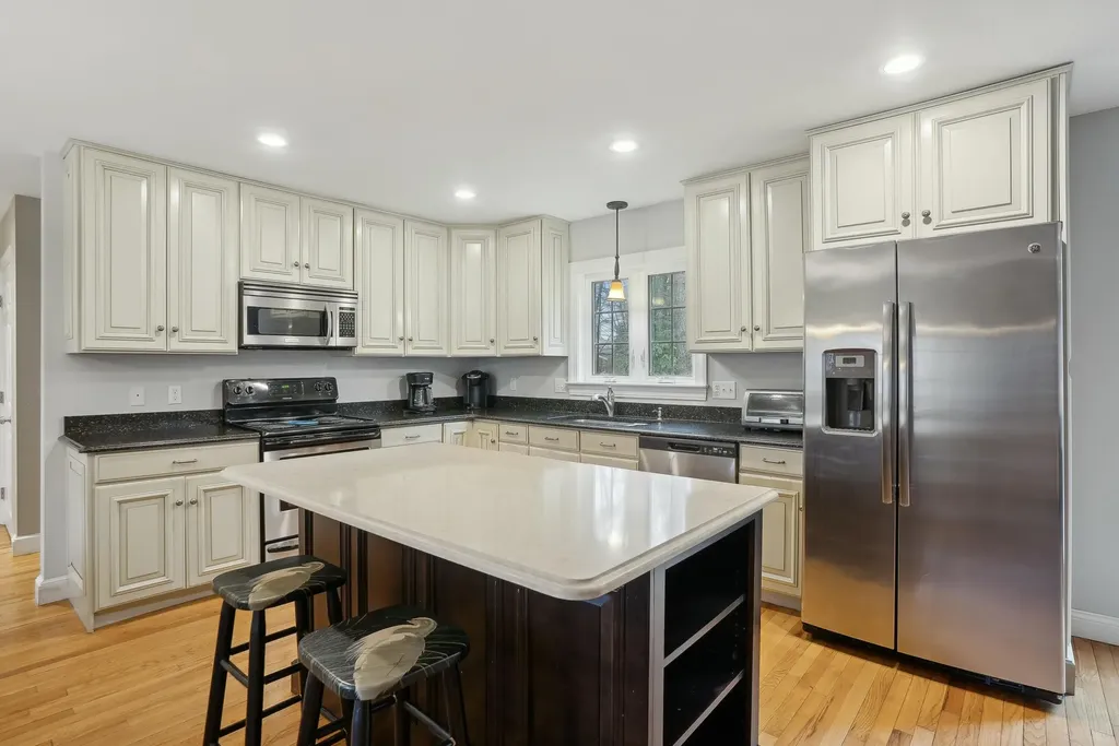 45 Beach Avenue Kennebunk ME 04043