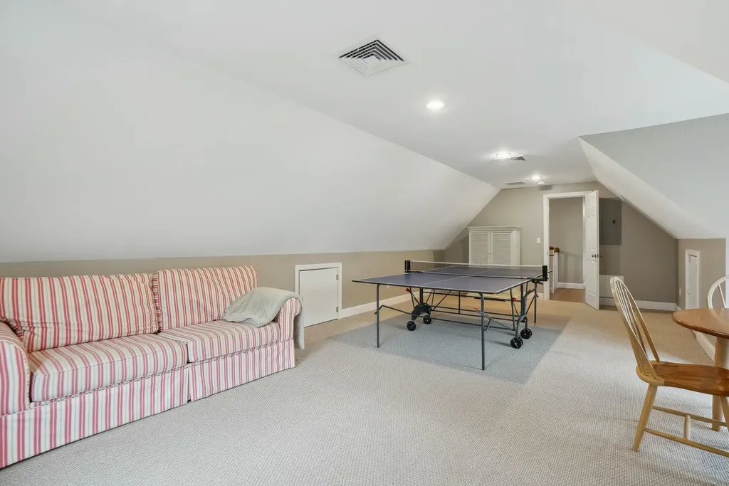 45 Beach Avenue Kennebunk ME 04043