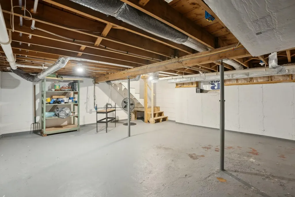 45 Beach Avenue Kennebunk ME 04043