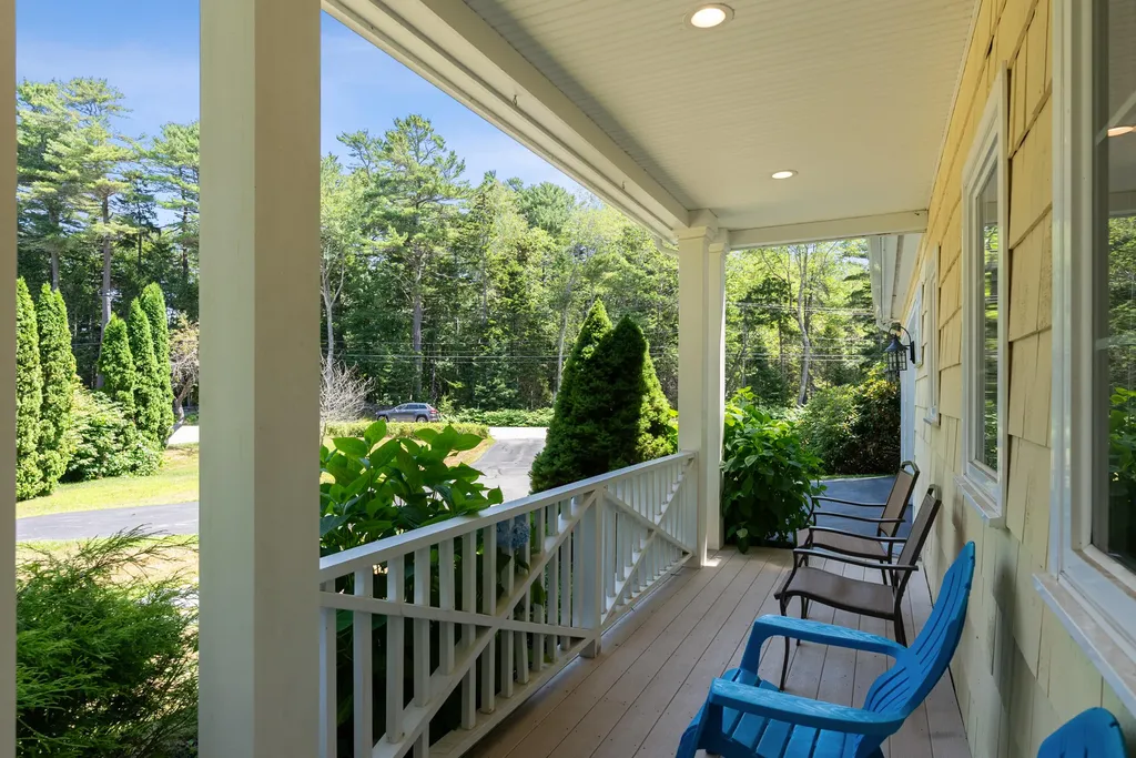 45 Beach Avenue Kennebunk ME 04043