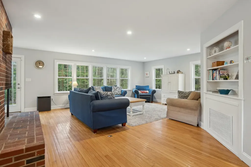 45 Beach Avenue Kennebunk ME 04043