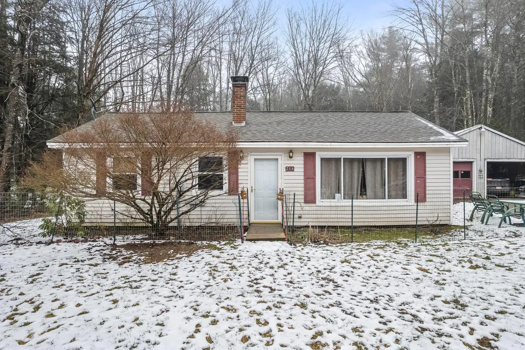 216 Waldoboro Road Washington ME 04574