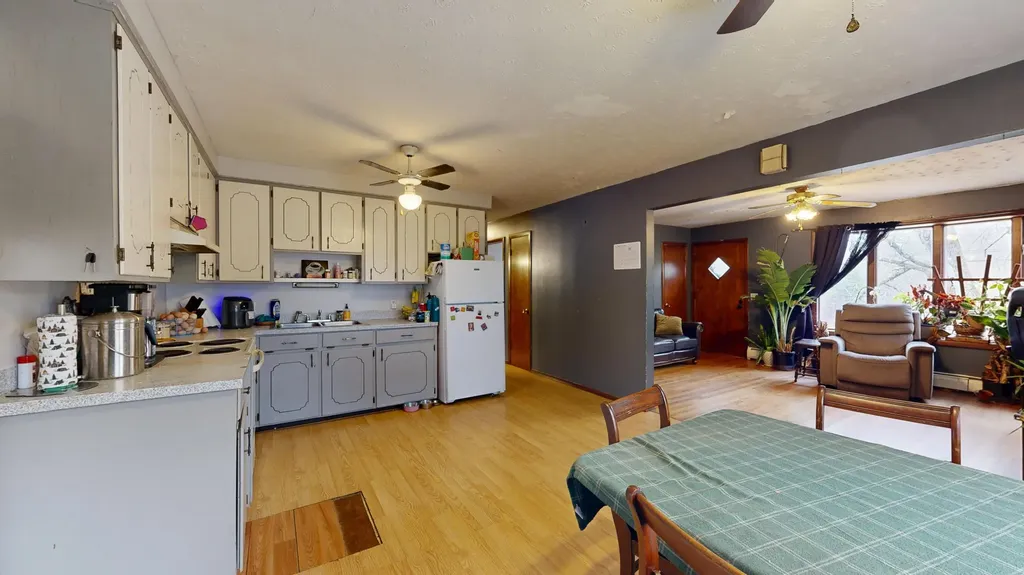 762 College Street Lewiston ME 04240