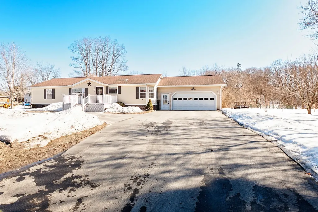 31 Pleasant Street Madison ME 04950