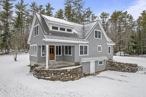 16 Sherman Cove Road Boothbay ME 04537