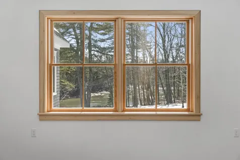 16 Sherman Cove Road Boothbay ME 04537