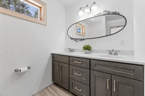 16 Sherman Cove Road Boothbay ME 04537