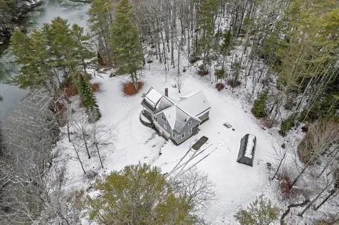 16 Sherman Cove Road Boothbay ME 04537