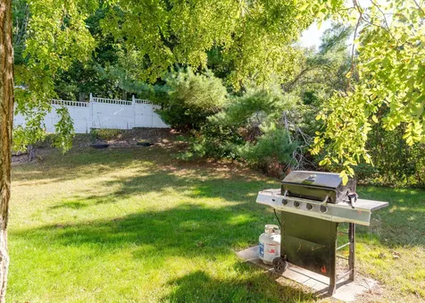 63 Riley Road Sabattus ME 04280