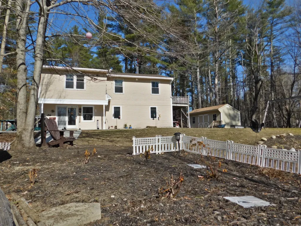 8 Ramsdell Road Gray ME 04039