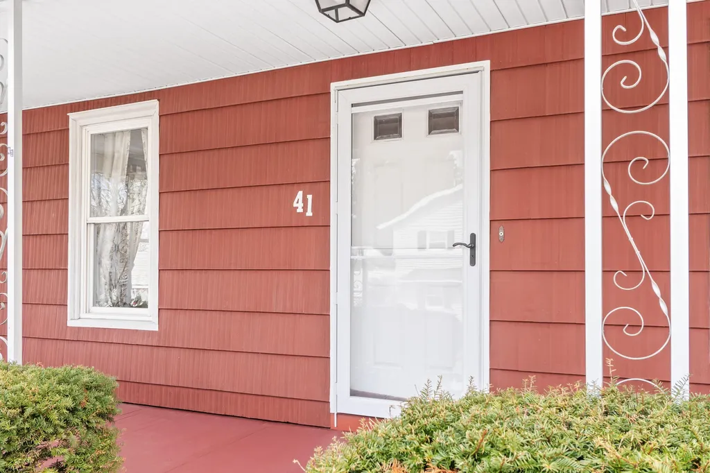 41 Beckett Street Lewiston ME 04240