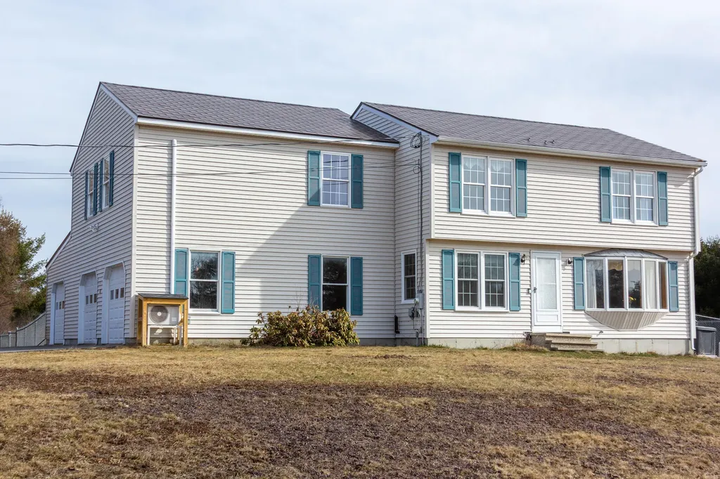43 Groundhog Hill Road Buxton ME 04093