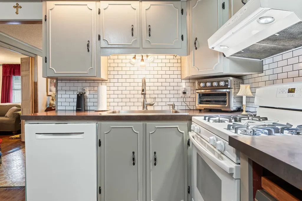 41 Franklin Street Augusta ME 04330