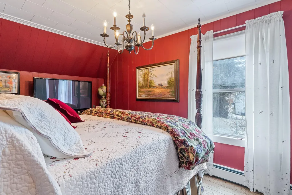 41 Franklin Street Augusta ME 04330