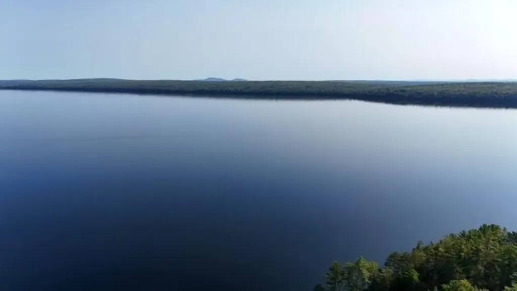 7 Norway Point Road Lake View Plt ME 04463