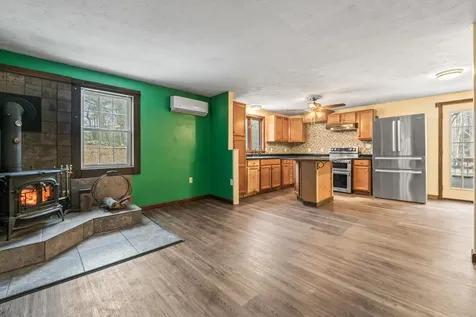 14 Alpine Terrace Waterboro ME 04061