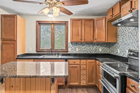 14 Alpine Terrace Waterboro ME 04061