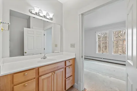 63 Farragut Way Kennebunk ME 04043