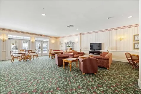 63 Farragut Way Kennebunk ME 04043