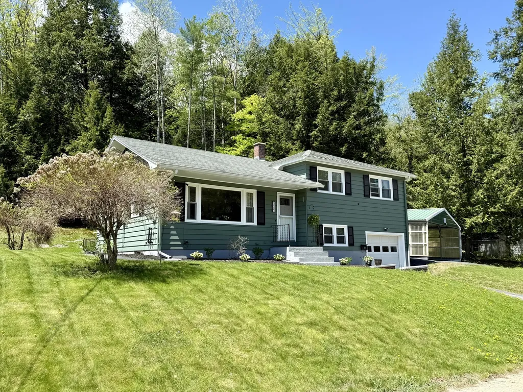 665 Penobscot Street Rumford ME 04276